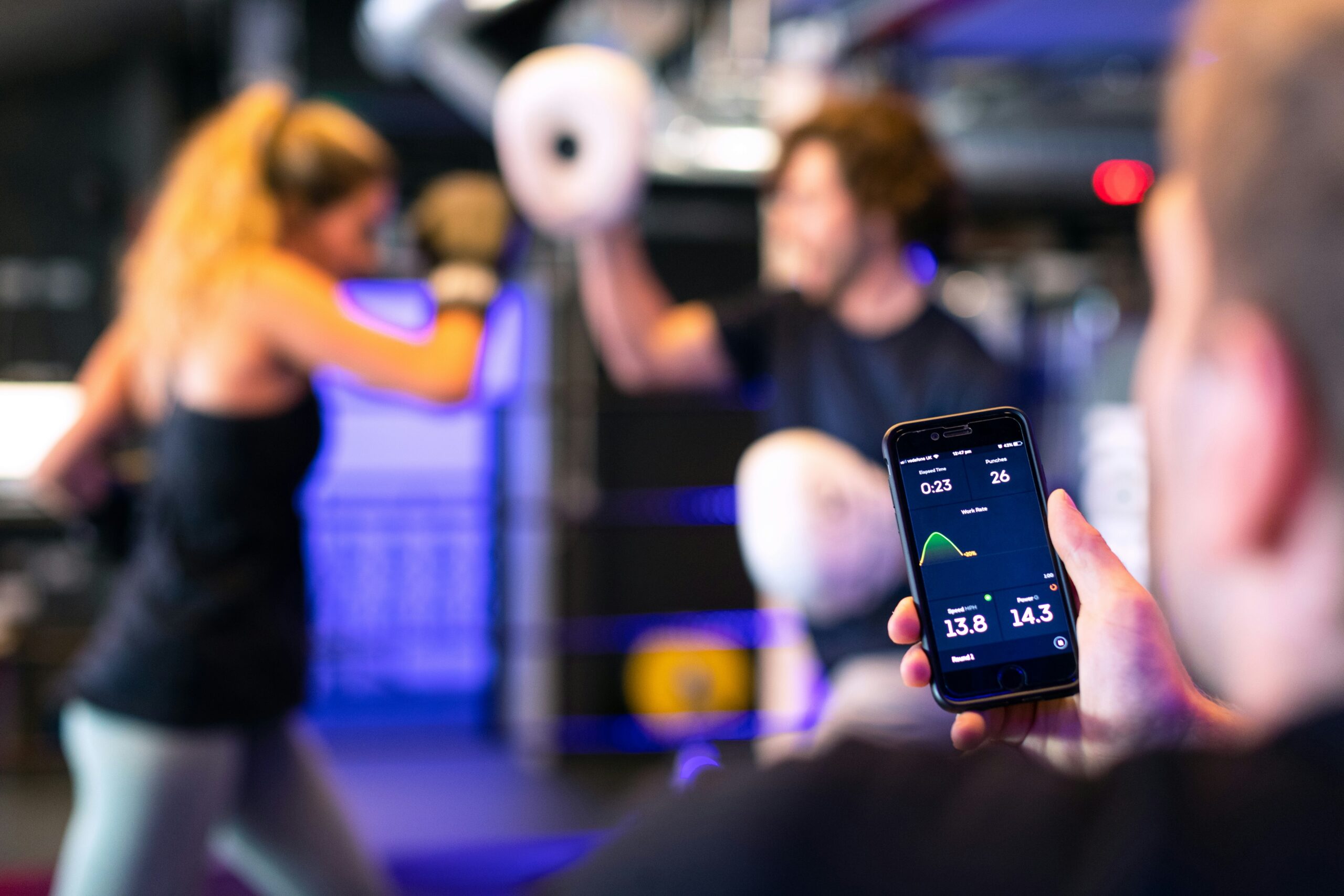 Top Fitness Gadgets and Apps to Track Progress in 2025